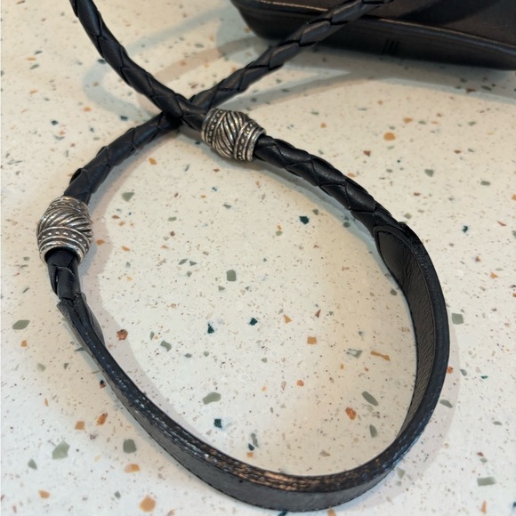 VTG‎ Brighton Leather Crossbody Bag with Horse Embellishment and Braided Strap - Picture 14 of 16